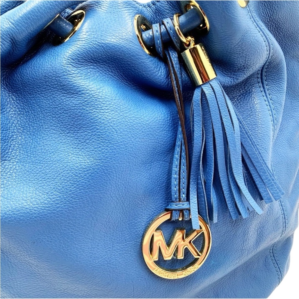 {Michael Kors} Pebble Leather Slouchy Bag - Picture 7 of 16